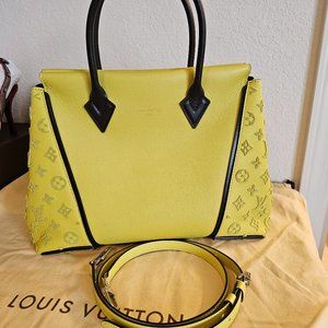 Louis Vuitton Cachemire Calfskin